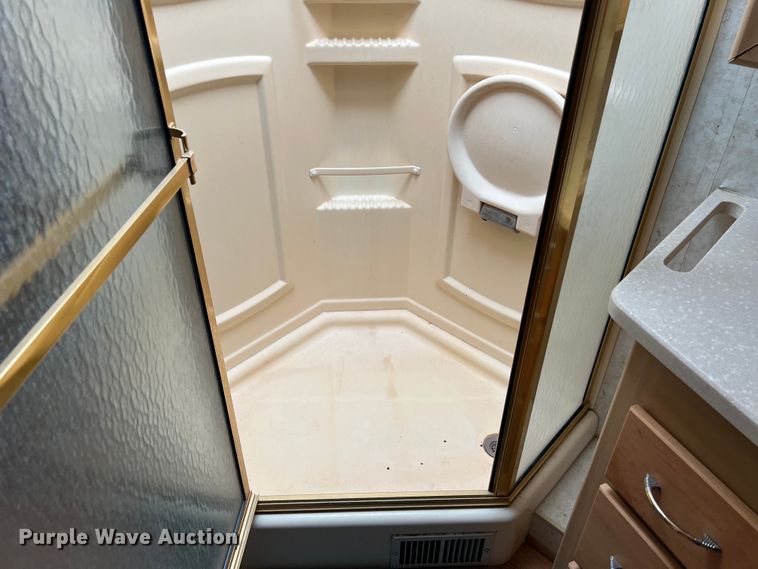 image for item KV9776 2002 Horizon Itasca IKP36LD RV