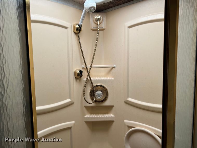 image for item KV9776 2002 Horizon Itasca IKP36LD RV