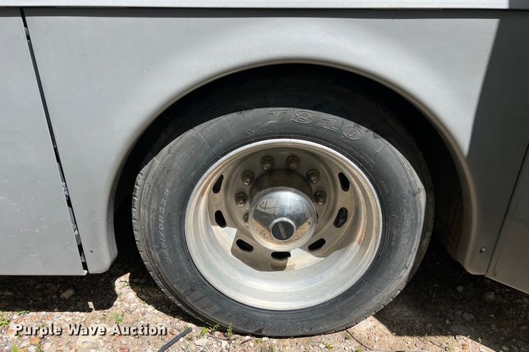 image for item KV9776 2002 Horizon Itasca IKP36LD RV