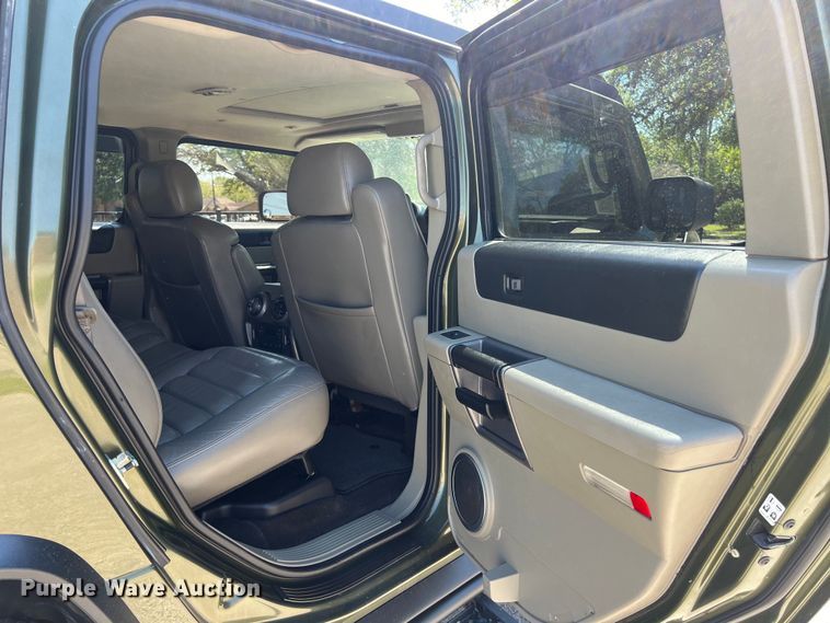 image for item KV9777 2003 Hummer H2 SUV