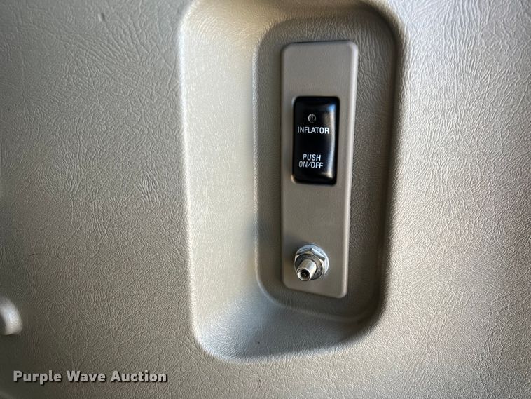 image for item KV9777 2003 Hummer H2 SUV