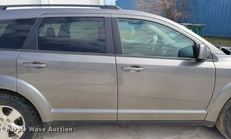 image for item LC9925 2012 Dodge Journey SXT SUV