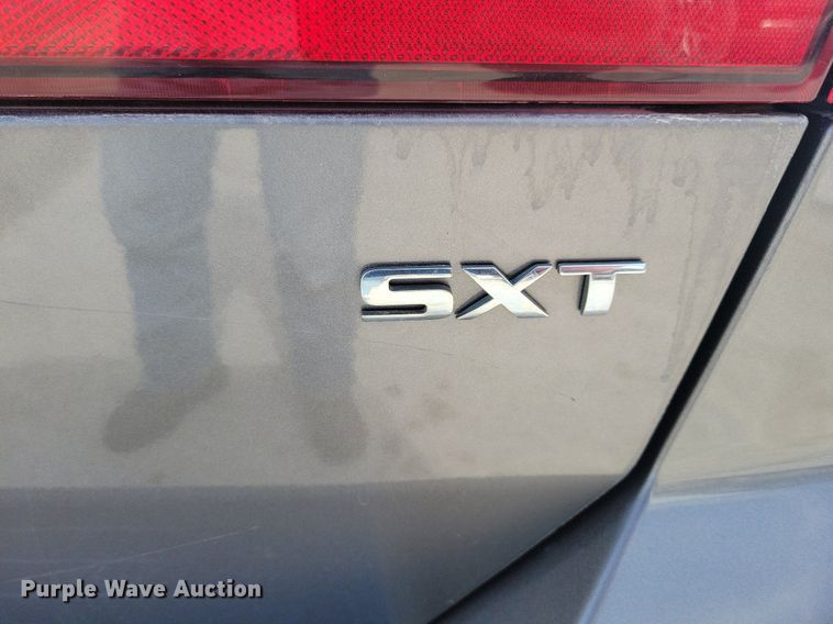 image for item LC9925 2012 Dodge Journey SXT SUV