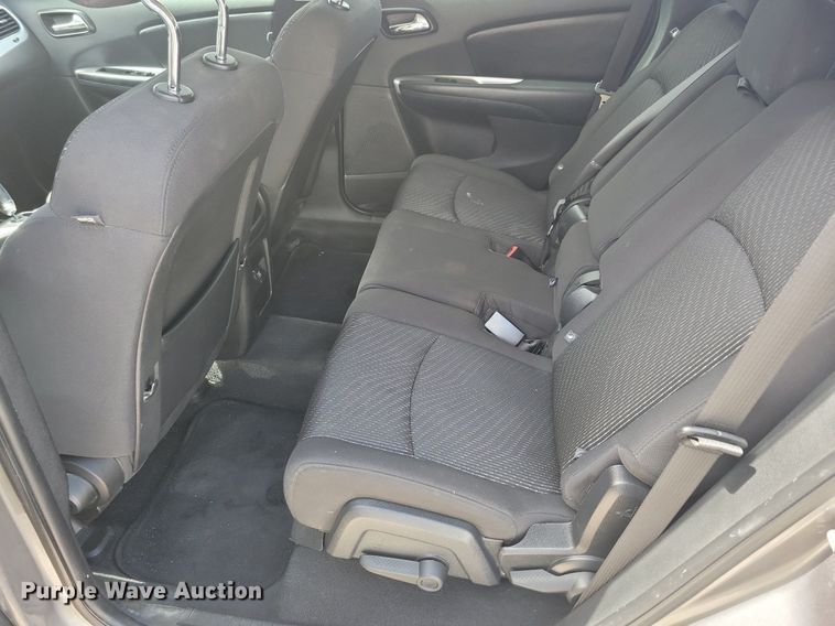 image for item LC9925 2012 Dodge Journey SXT SUV