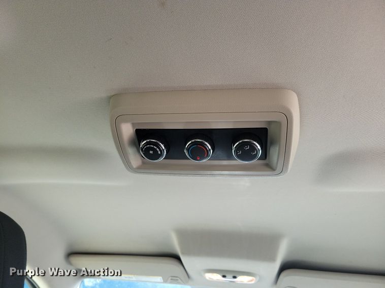 image for item LC9925 2012 Dodge Journey SXT SUV