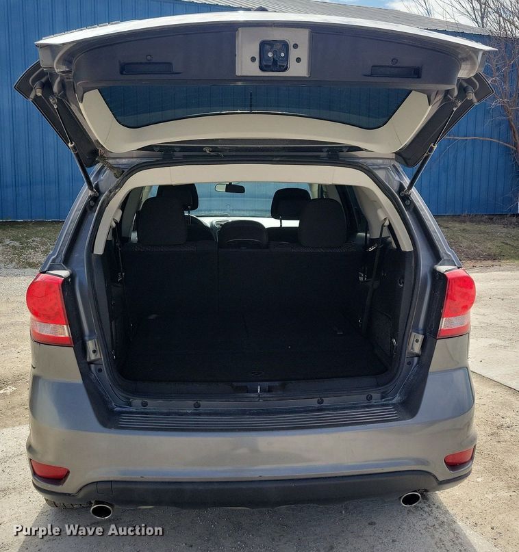 image for item LC9925 2012 Dodge Journey SXT SUV