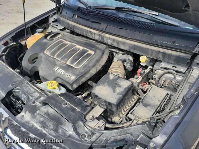 image for item LC9925 2012 Dodge Journey SXT SUV