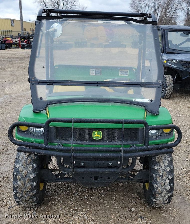 image for item LC9927 2010 John Deere Gator XUV 620i utility vehicle
