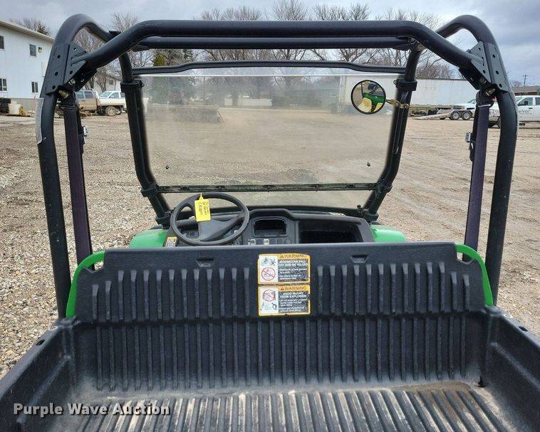 image for item LC9927 2010 John Deere Gator XUV 620i utility vehicle