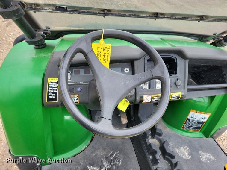 image for item LC9927 2010 John Deere Gator XUV 620i utility vehicle