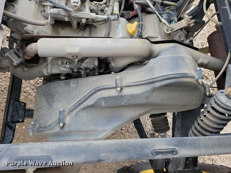 image for item LC9927 2010 John Deere Gator XUV 620i utility vehicle