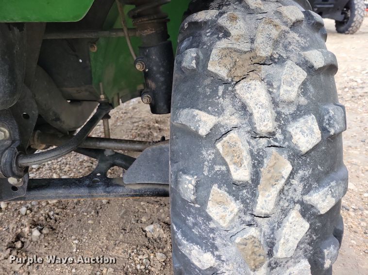 image for item LC9927 2010 John Deere Gator XUV 620i utility vehicle