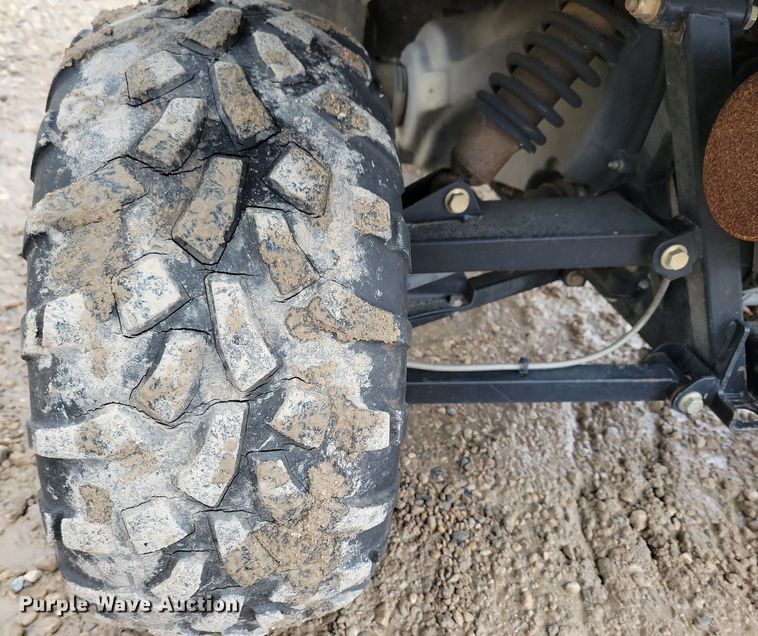 image for item LC9927 2010 John Deere Gator XUV 620i utility vehicle