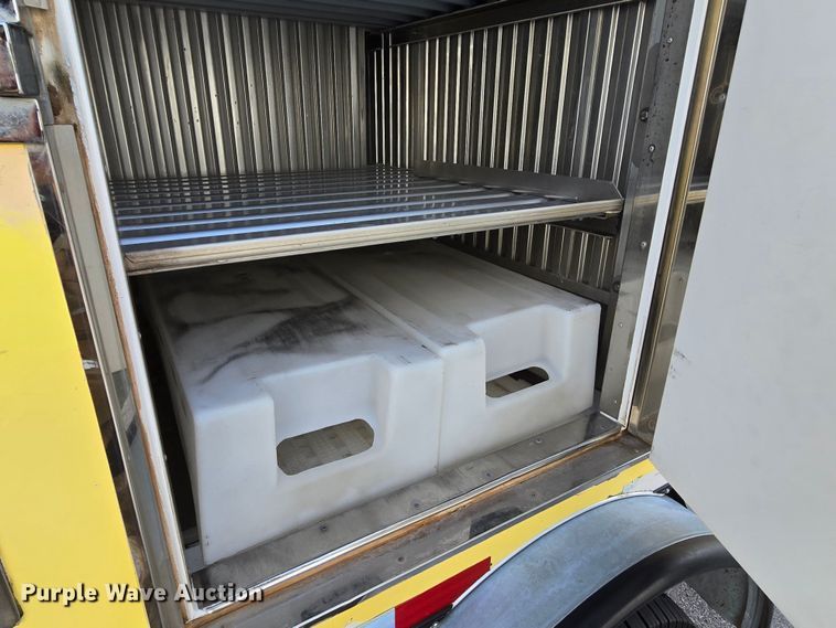 image for item LD9126 2019 Ford E450 refrigerated truck