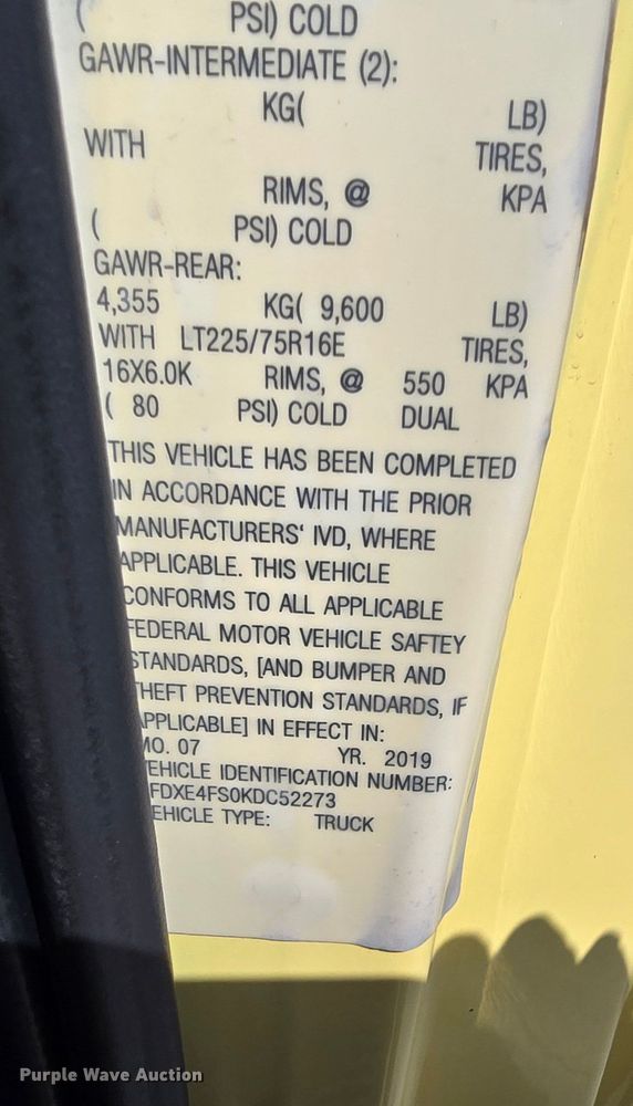 image for item LD9126 2019 Ford E450 refrigerated truck