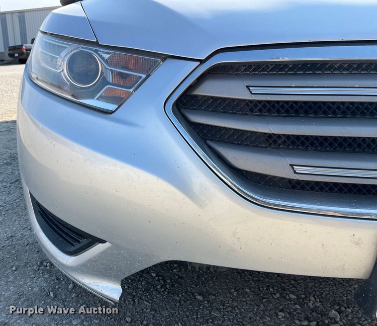 image for item LD9357 2013 Ford Taurus 