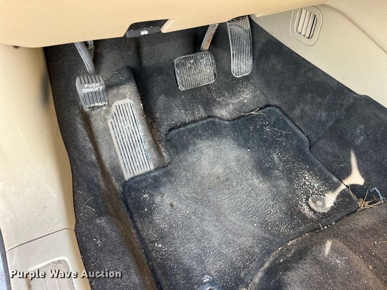 image for item LD9357 2013 Ford Taurus 