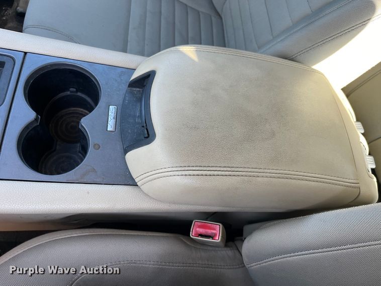 image for item LD9357 2013 Ford Taurus 