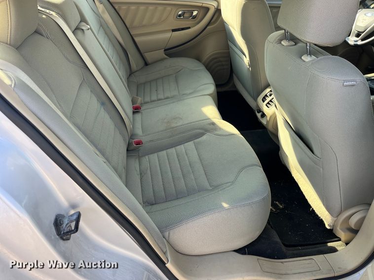 image for item LD9357 2013 Ford Taurus 