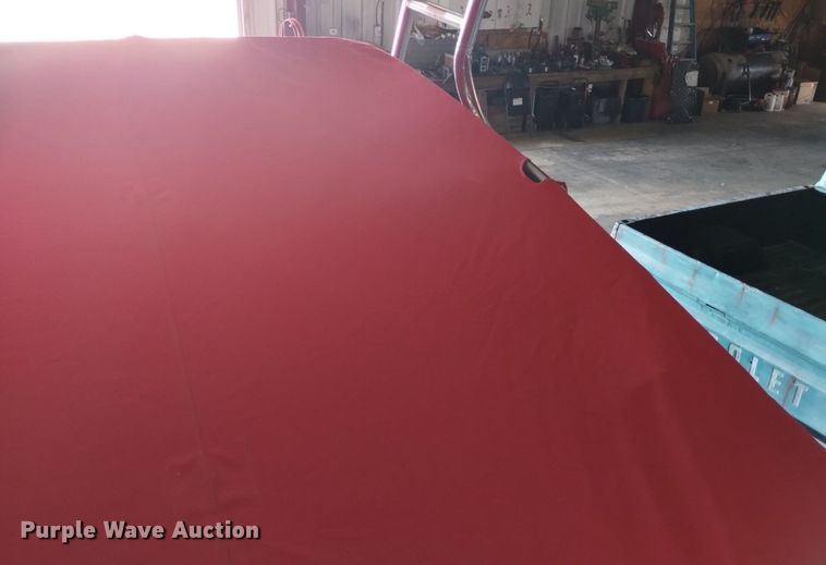 image for item LN9975 2003 Crownline  230BR boat