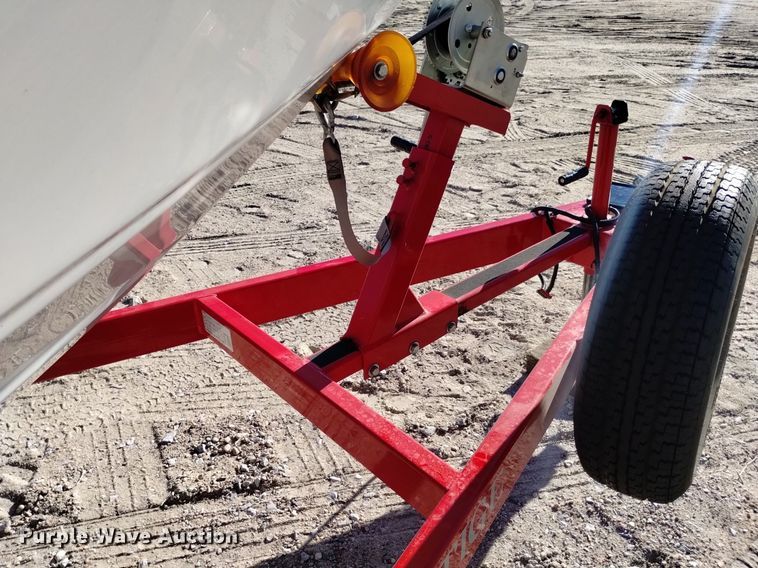 image for item LN9975 2003 Crownline  230BR boat