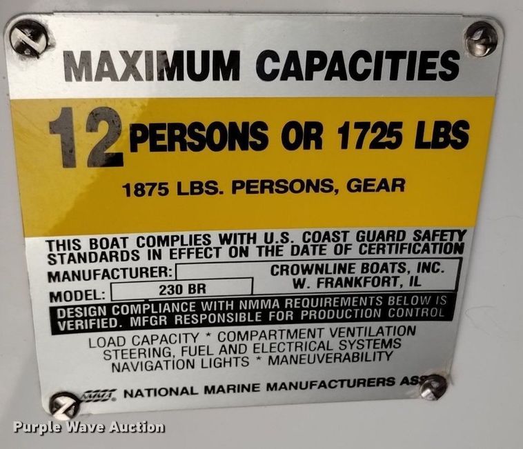 image for item LN9975 2003 Crownline  230BR boat