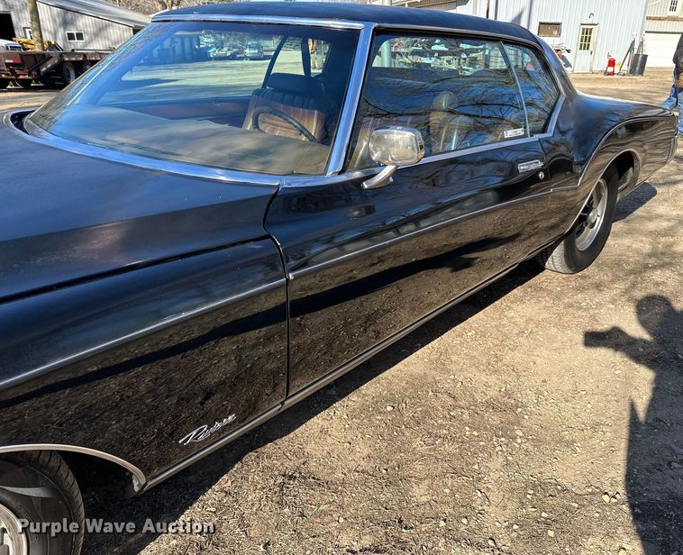 image for item LR9285 1973 Buick  Riviera 