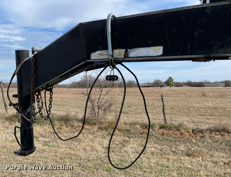 image for item LV9222 2002 Kearney equipment trailer