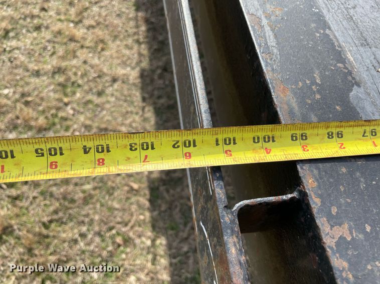 image for item LV9222 2002 Kearney equipment trailer