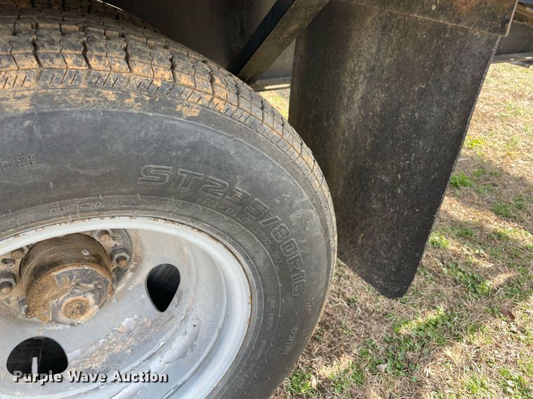 2002 Kearney equipment trailer in Elmore City, OK Item LV9222 for sale Purple Wave