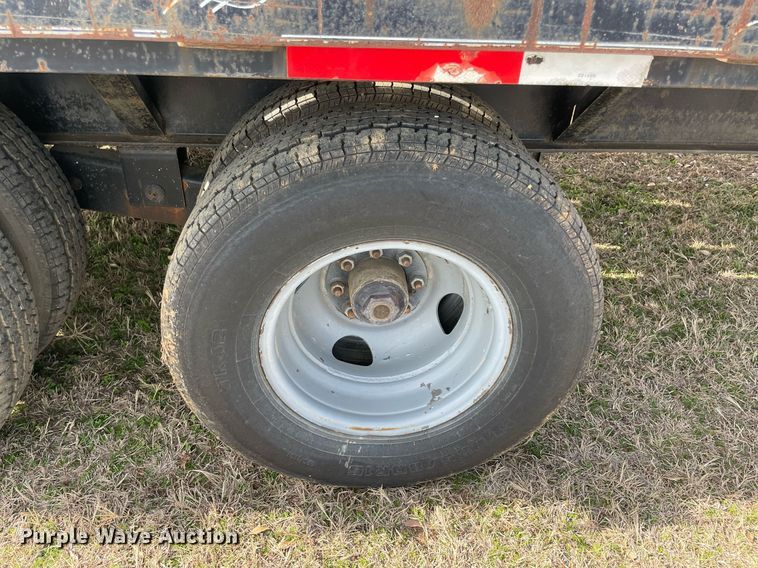 2002 Kearney equipment trailer in Elmore City, OK Item LV9222 for sale Purple Wave