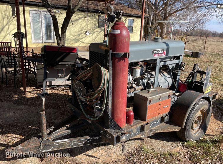 image for item LV9229 Lincoln SA-200 welding trailer