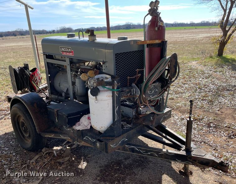 image for item LV9229 Lincoln SA-200 welding trailer