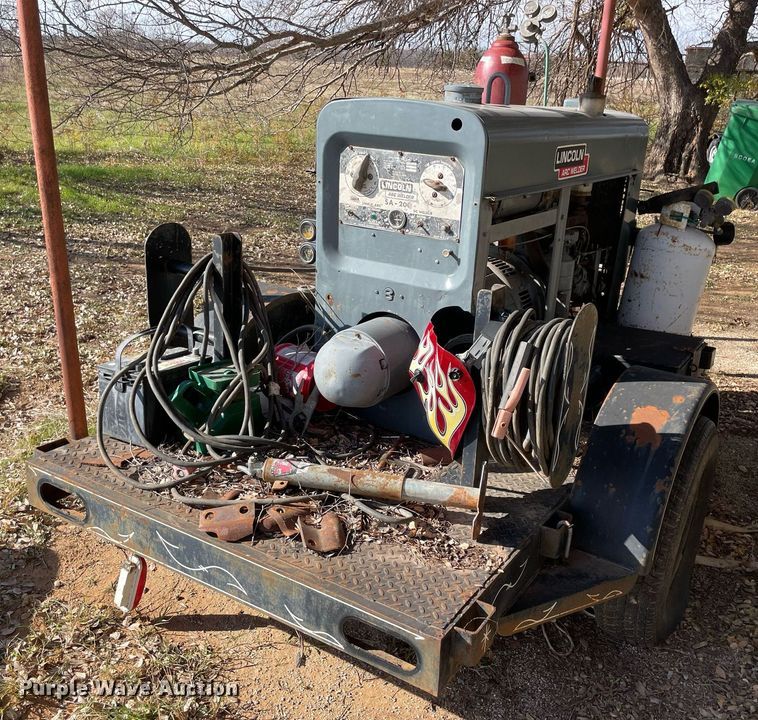 image for item LV9229 Lincoln SA-200 welding trailer
