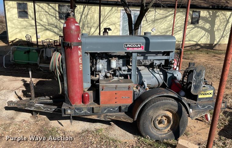 image for item LV9229 Lincoln SA-200 welding trailer