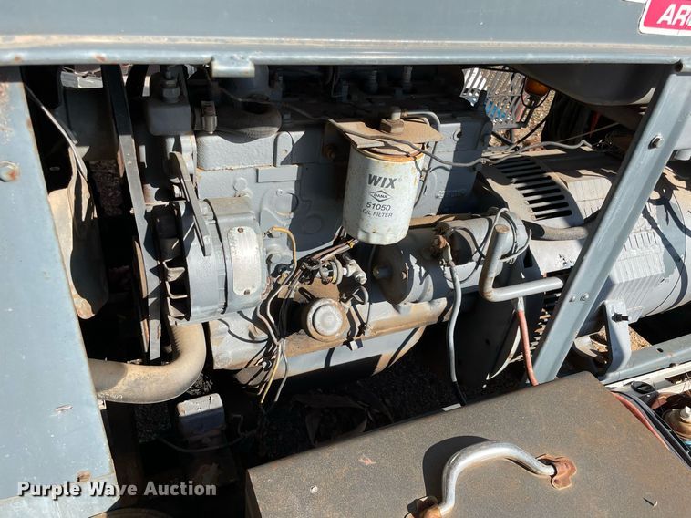 image for item LV9229 Lincoln SA-200 welding trailer