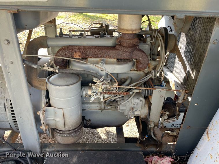 image for item LV9229 Lincoln SA-200 welding trailer