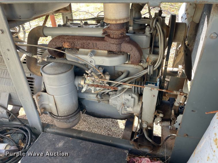 image for item LV9229 Lincoln SA-200 welding trailer