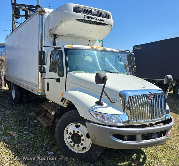 image for item ME9300 2018 International  4300 refrigerated truck