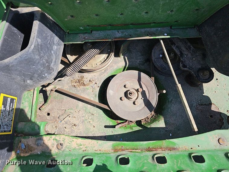 image for item MH9359 2009 John Deere Z925 ZTR lawn mower