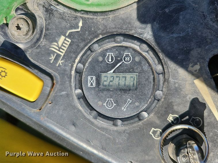 image for item MH9359 2009 John Deere Z925 ZTR lawn mower