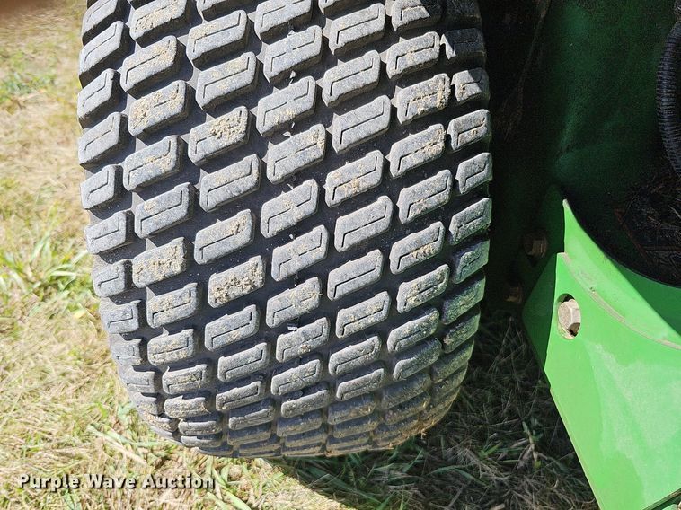 image for item MH9359 2009 John Deere Z925 ZTR lawn mower