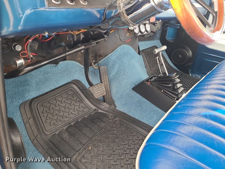 image for item MQ9577 1964 Chevrolet C15 pickup truck