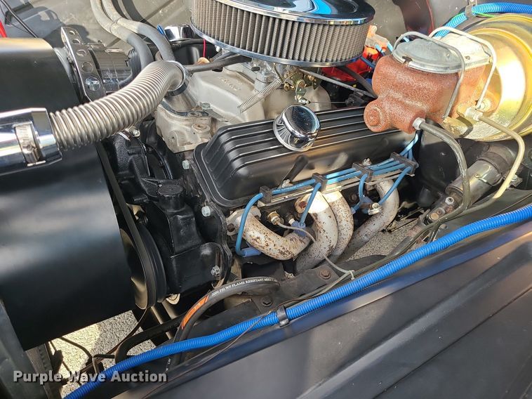 image for item MQ9577 1964 Chevrolet C15 pickup truck