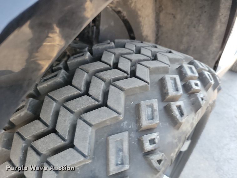 image for item MQ9700 Ez-Go Express L6 golf cart