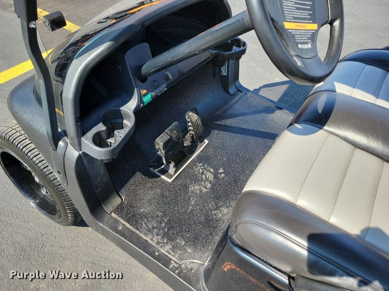 image for item MQ9701 Club Car golf cart