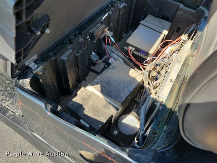 image for item MQ9701 Club Car golf cart