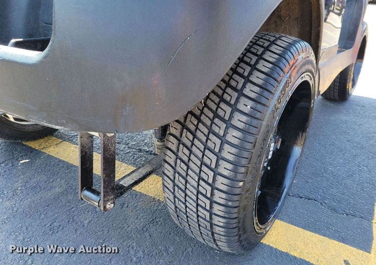 image for item MQ9701 Club Car golf cart