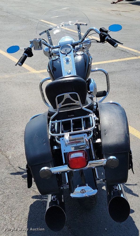 image for item MQ9702 2002 Harley Davidson  Road King motorcycle