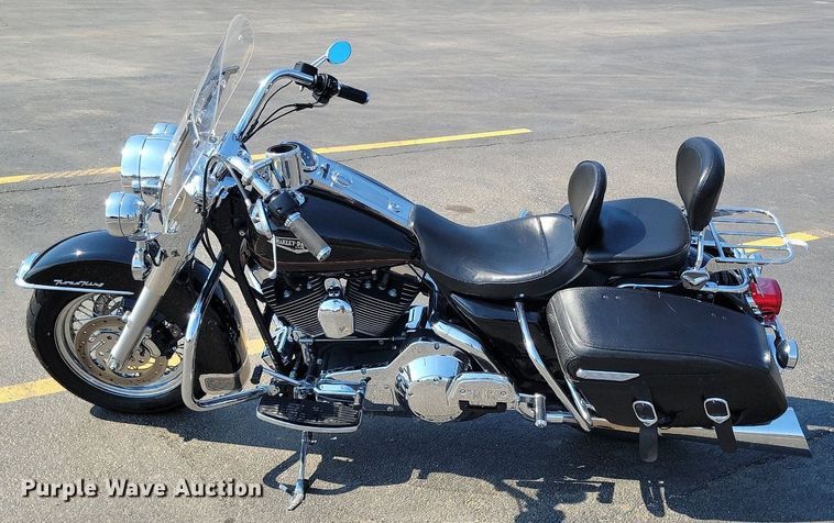 image for item MQ9702 2002 Harley Davidson  Road King motorcycle